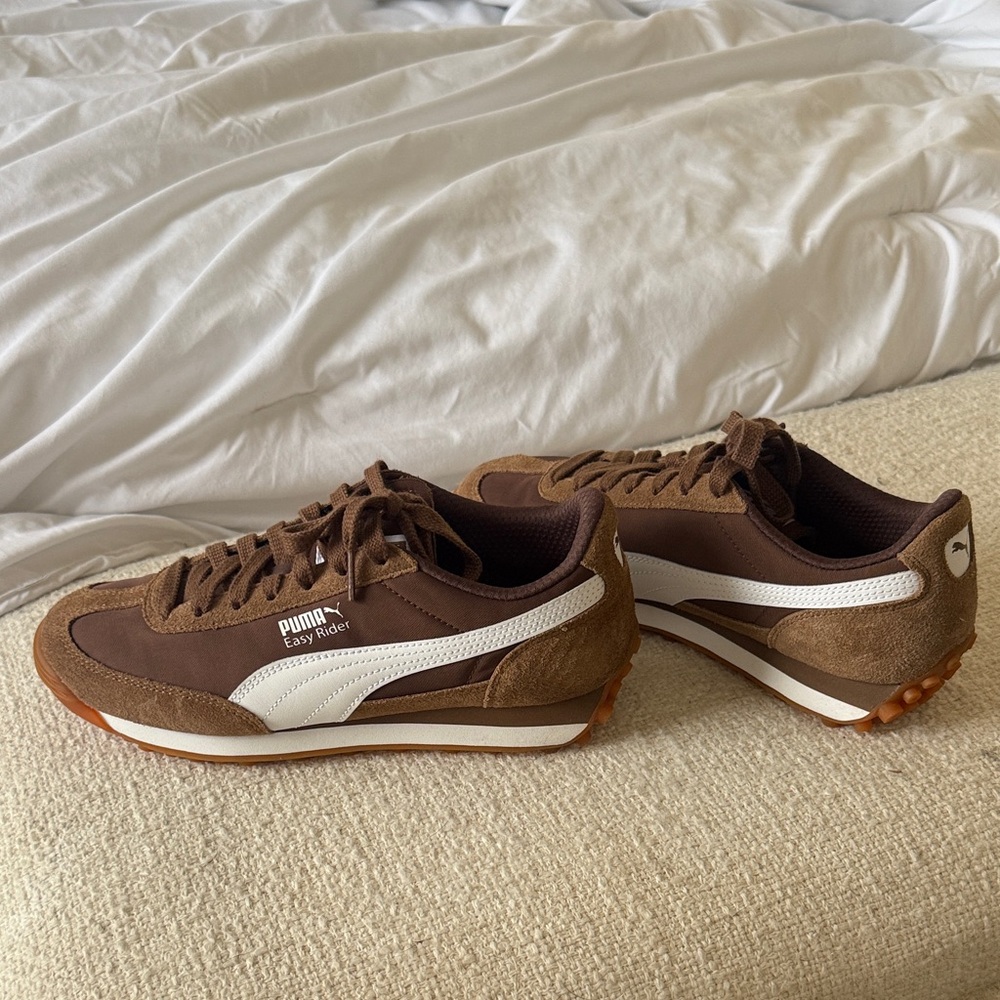 Puma Brown and White Easy Rider Sneakers